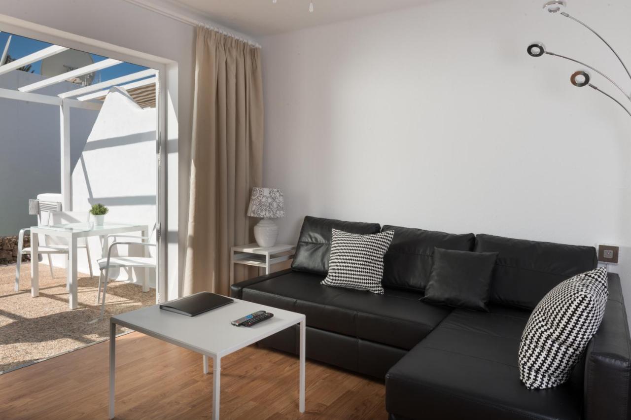 Villas New Lanzasuites Playa Blanca  Exterior photo