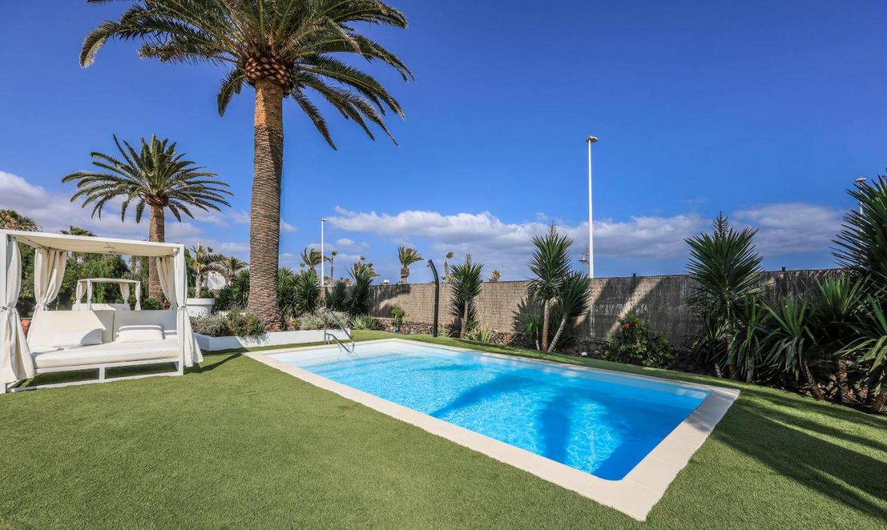 Villas New Lanzasuites Playa Blanca  Exterior photo